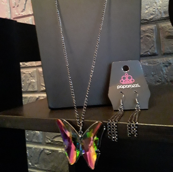 Paparazzi Jewelry - Picture 5 of 11